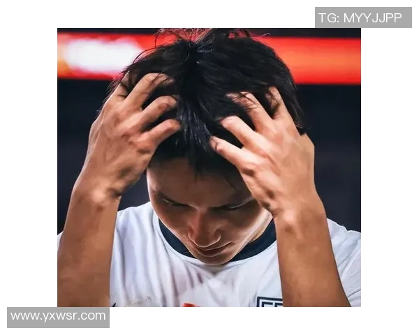 国足与韩国激战正酣当前比分揭晓引发球迷热议